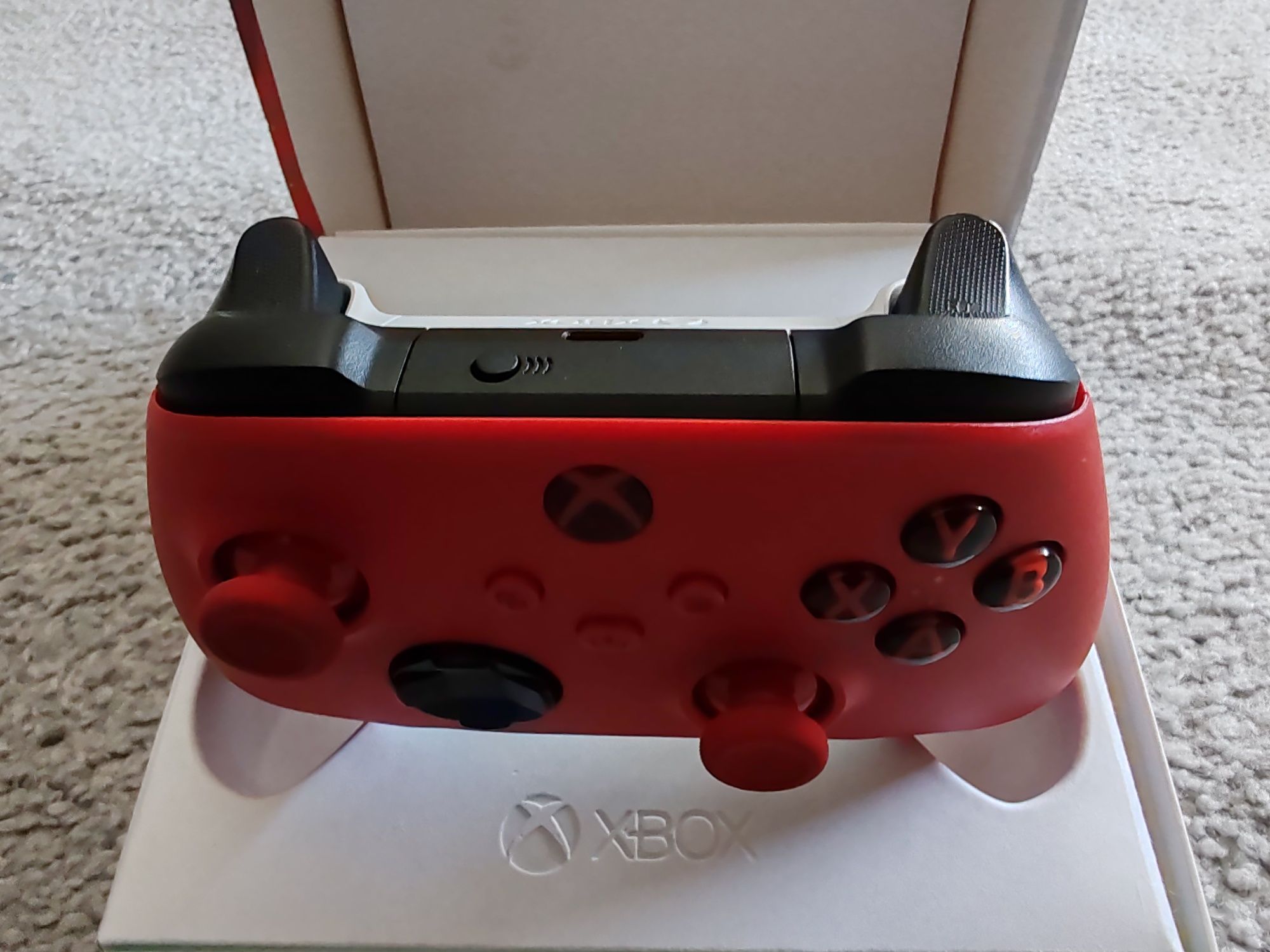 Comando Xbox Series X/S Pulse Red