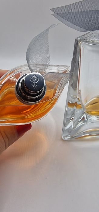 2 flakony Lancome  La vie est belle L’eau de parfum Legere  2013 rok!