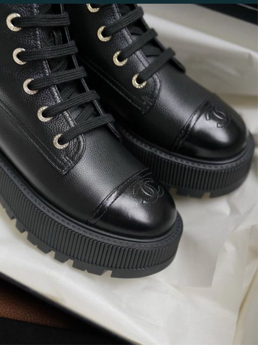 Ботинки Chanel, сапожки, берци