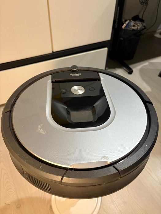 iRobot Roomba – robot odkurzający z bazą dokującą i wirtualną ścianą