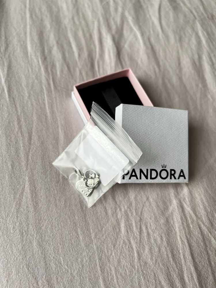 Шарм Pandora «Я завжди буду поруч» 799546C01