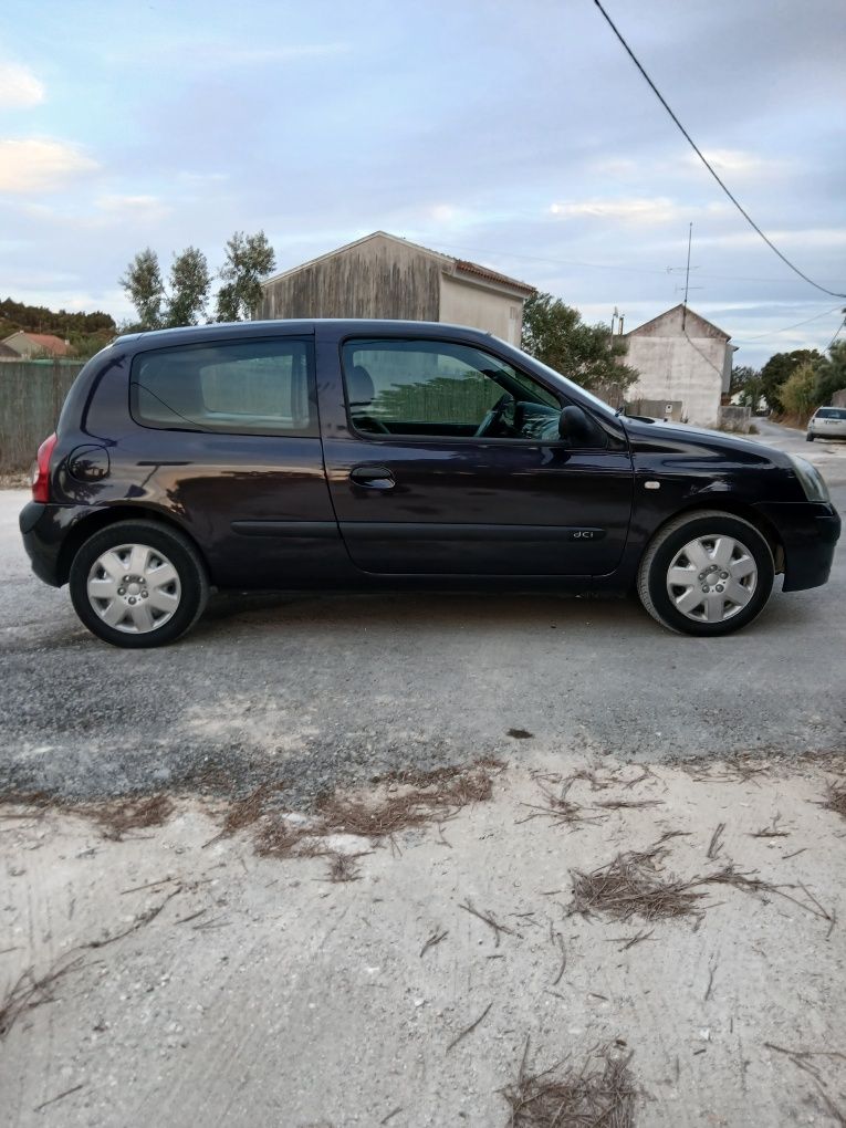 Renaul clio de 2006 1.5 dci estimado