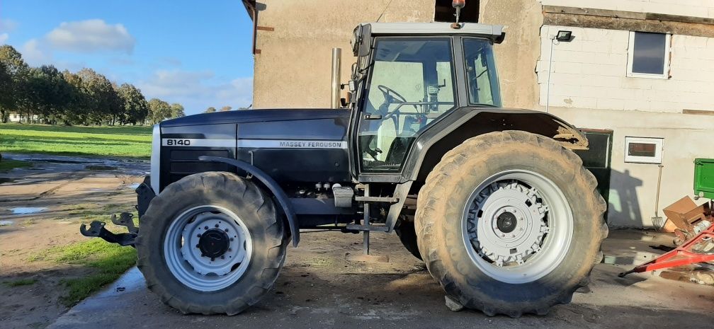 Massey Ferguson 8140