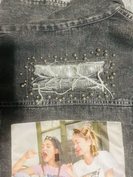 Продам джинсову куртку на дівчину підлітка