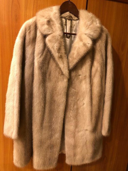 Piękne Naturalne Futro z Norek Ecru Kurtka Zimowa Luksusowa Kożuch