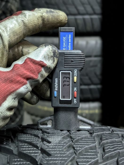 Шини зимові 225 40 r 18 Nokian резина колеса gtyres