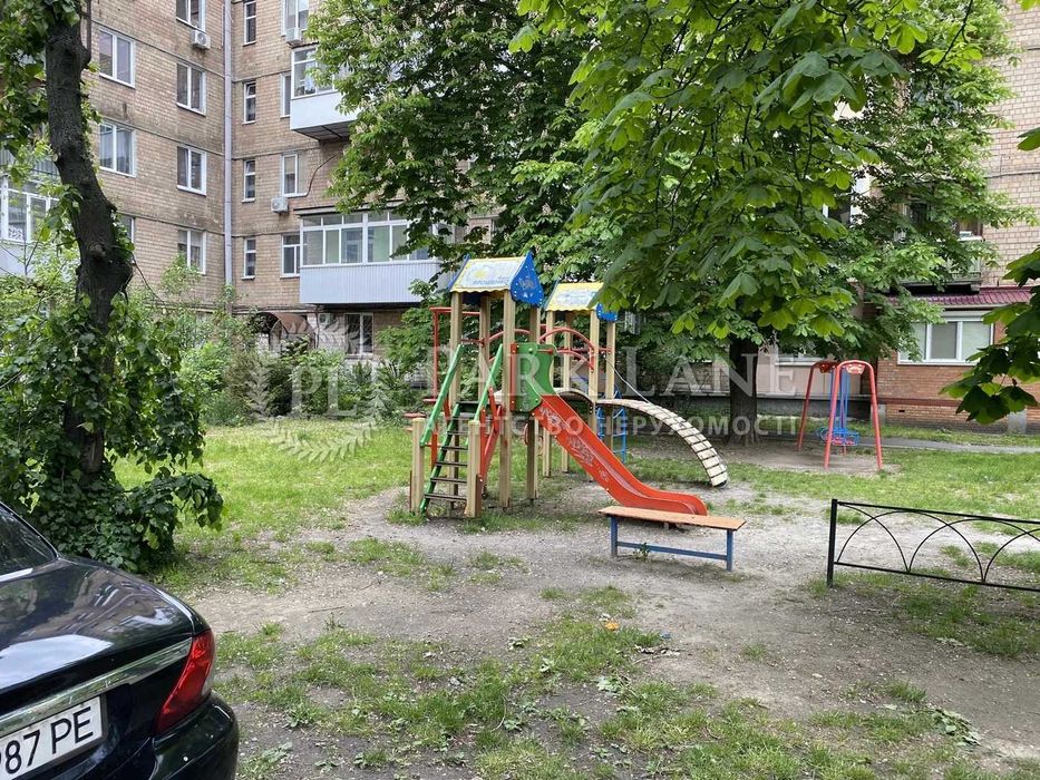 Першотравневий, 5-к 124 м2 з ремонтом, Дудаєва Джохара (Іскрівська),11