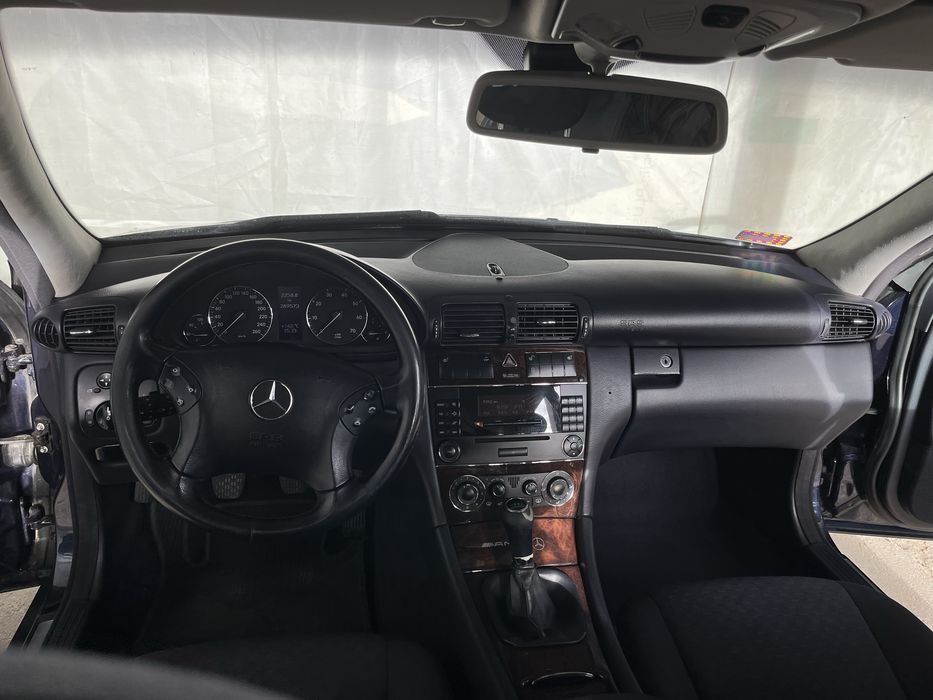 Mercedes w 203 c klasa