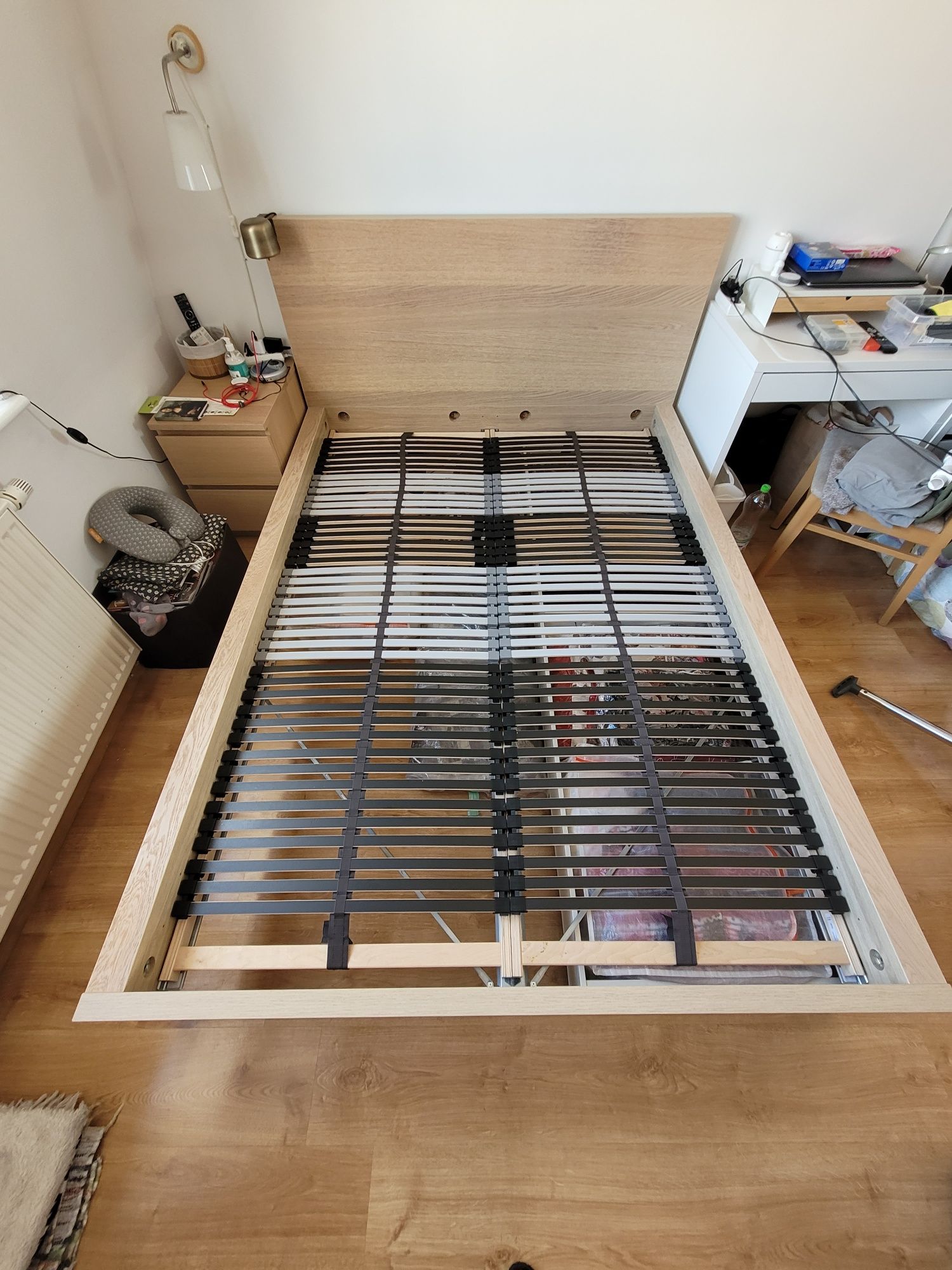 Rama łóżka MALM (Ikea)