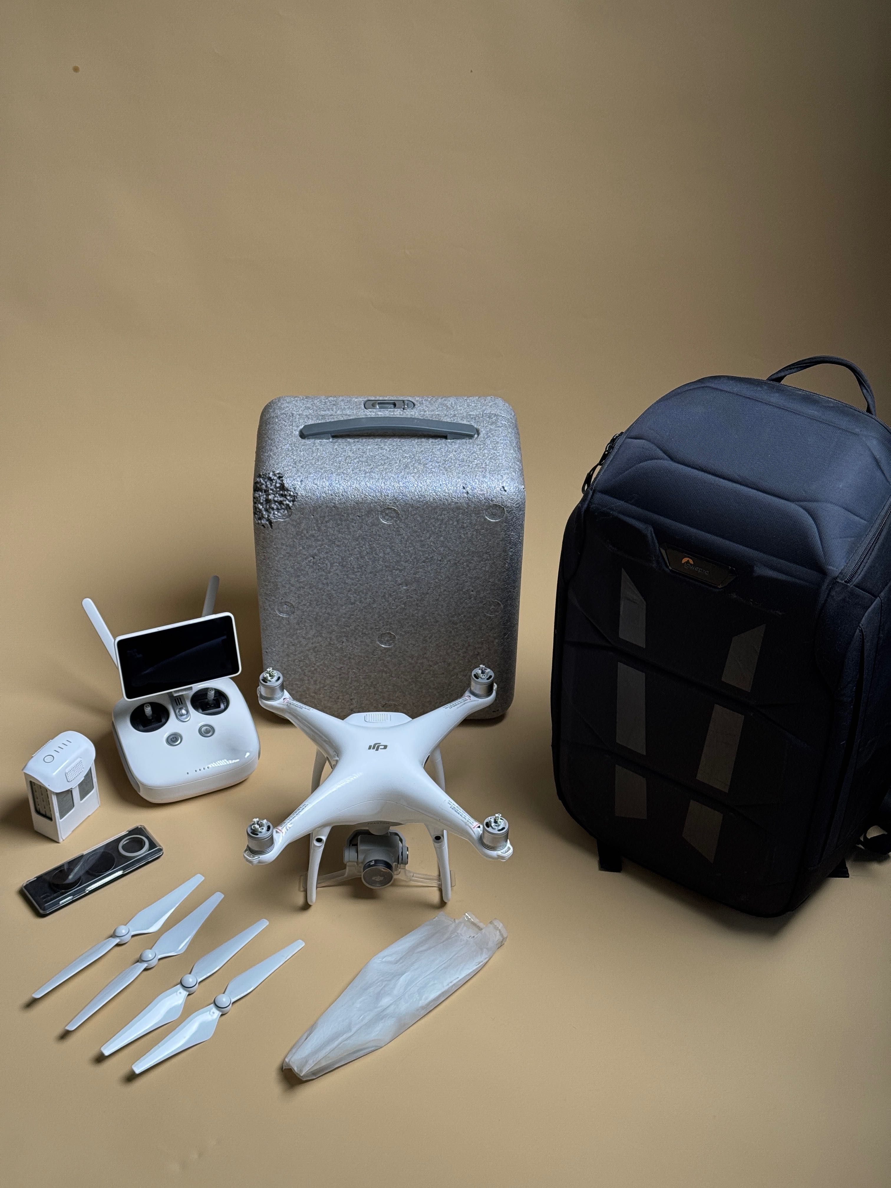 Phantom 4 pro plus Lowepro polarpro