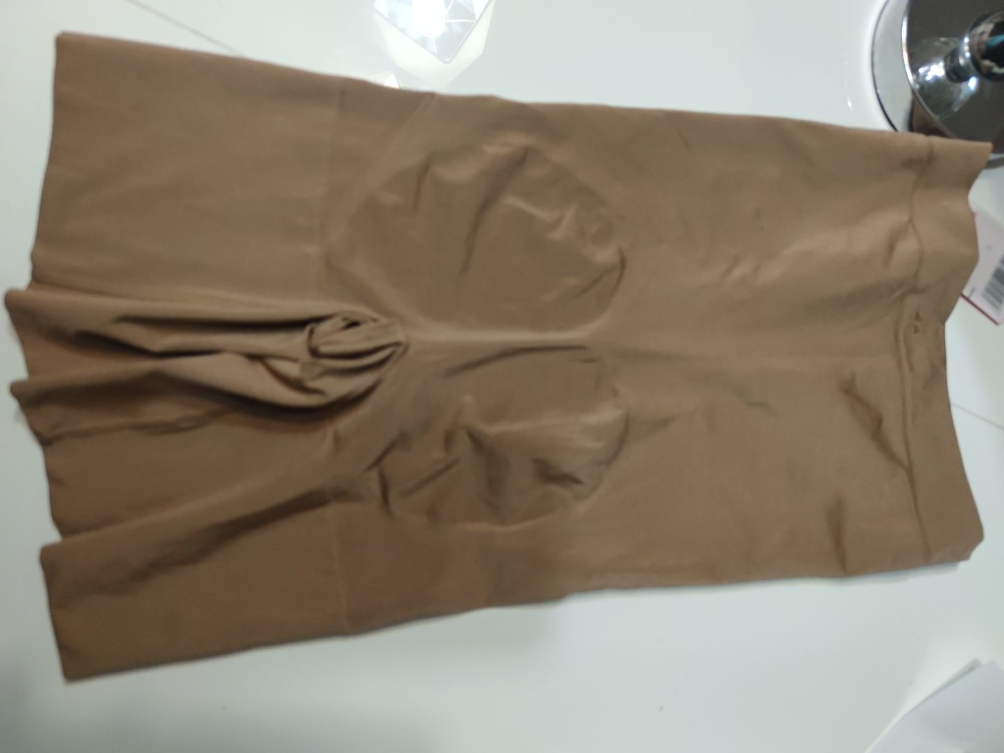 Body modelujące SPANX