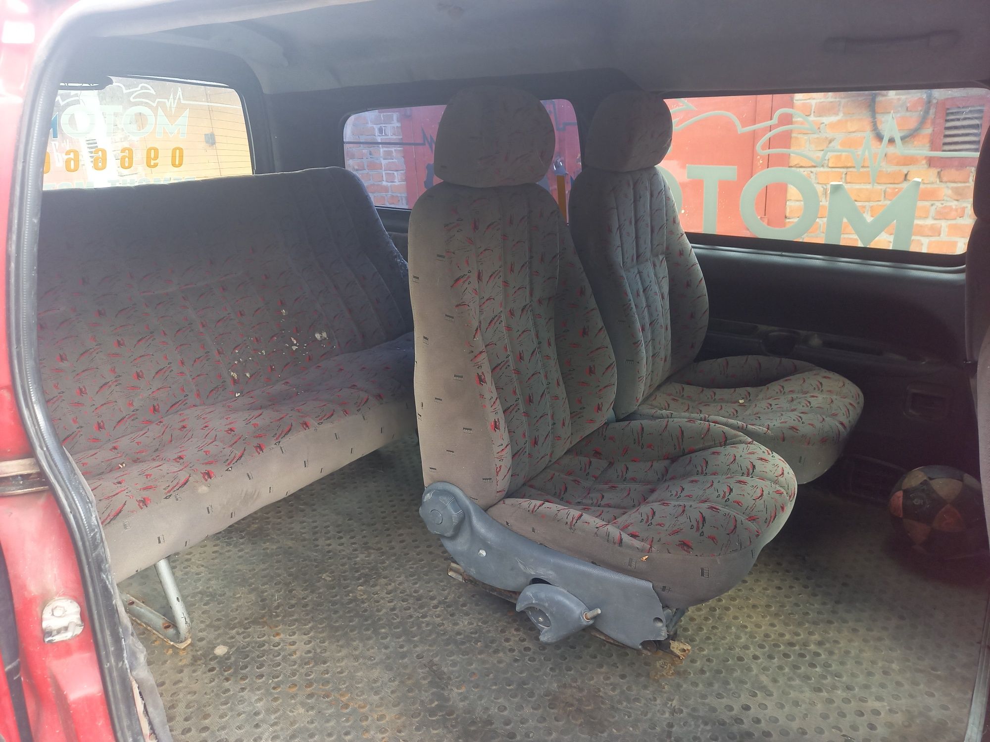 Hyndai H200 2.5D пасажир 8 місць