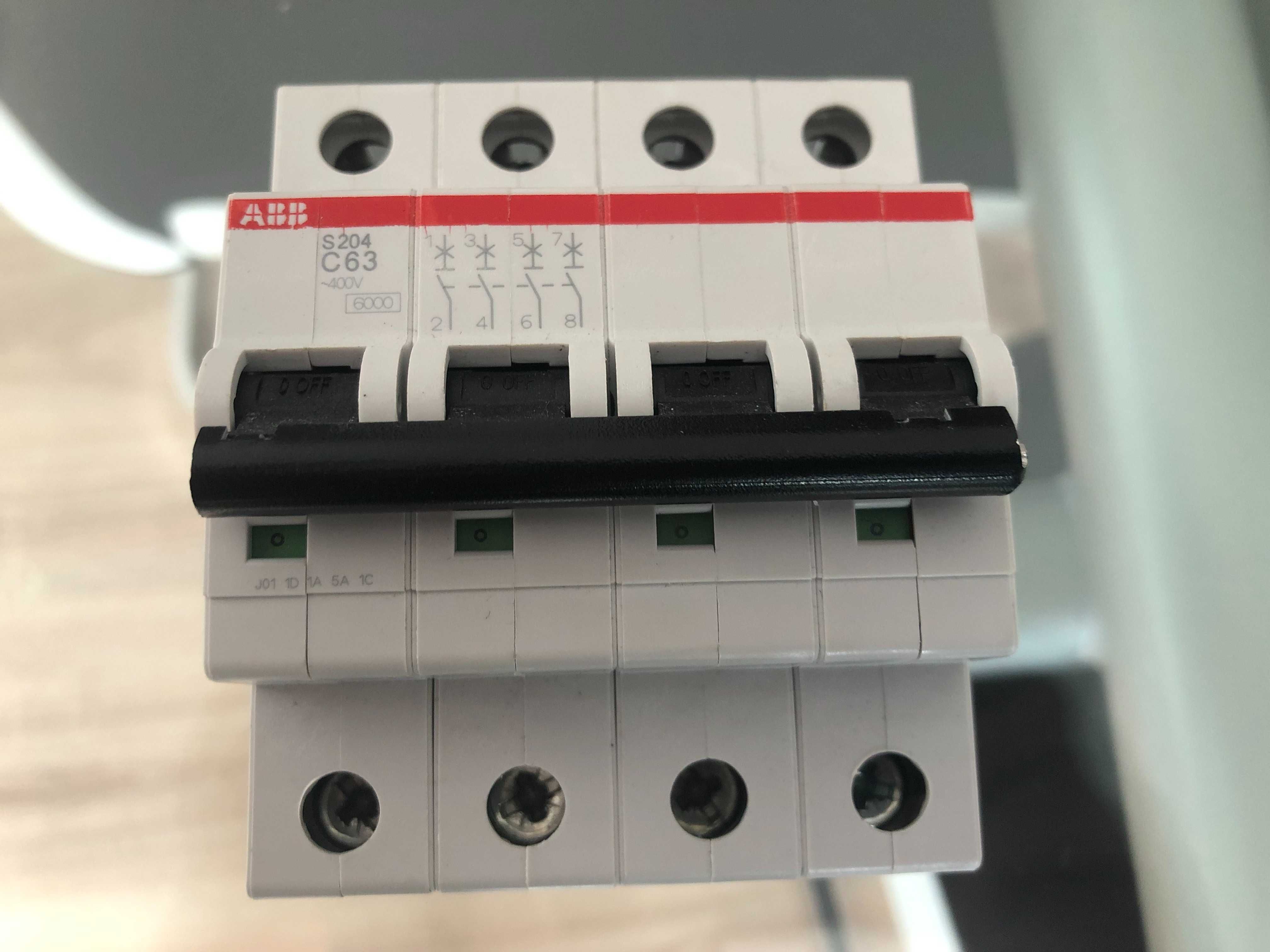 Disjuntor ABB S204 C63