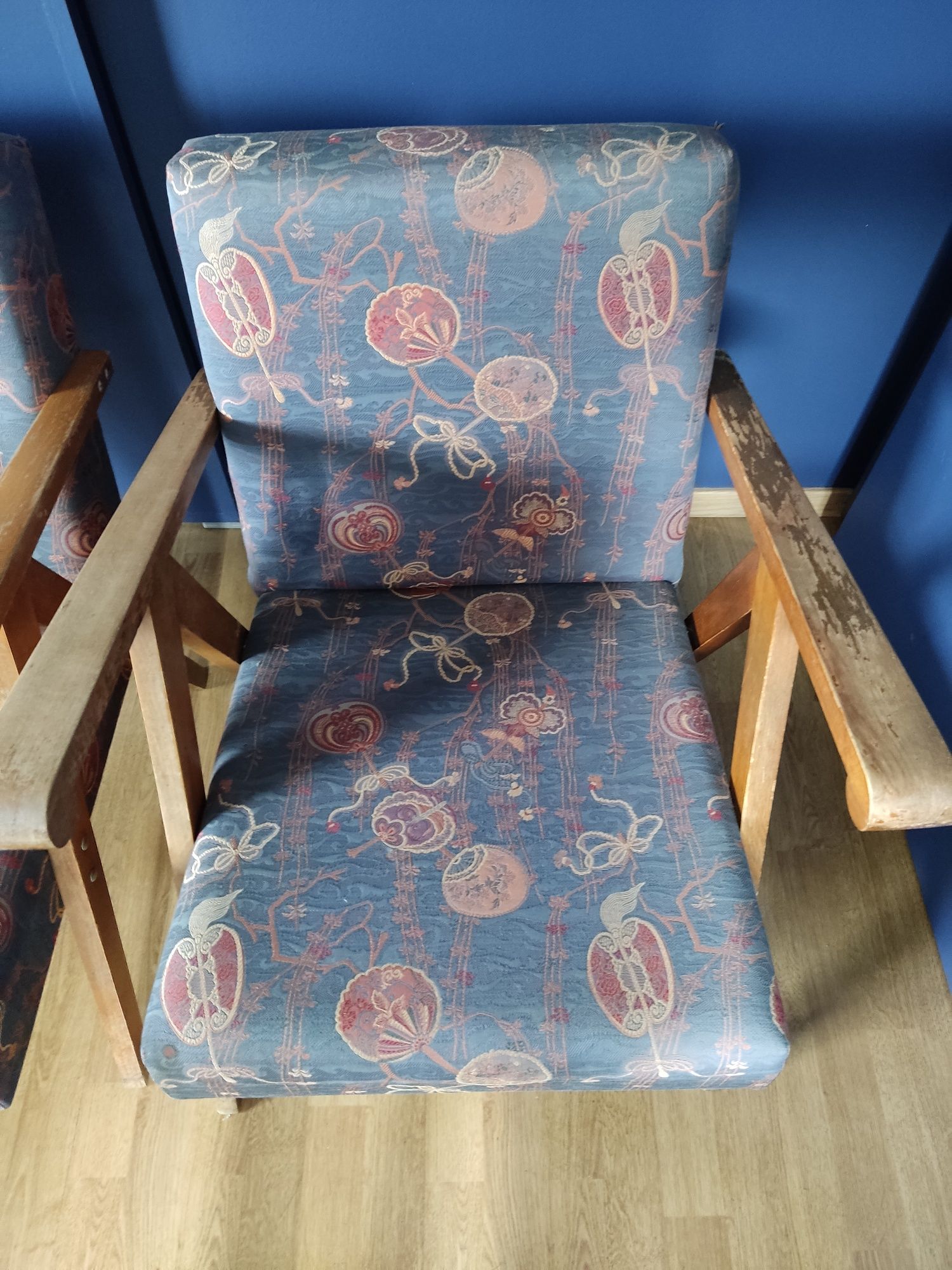 Fotele tapicerowane w stylu Lisek PRL