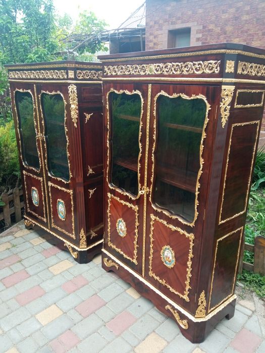 Реставрация старинной и антикварной мебели.