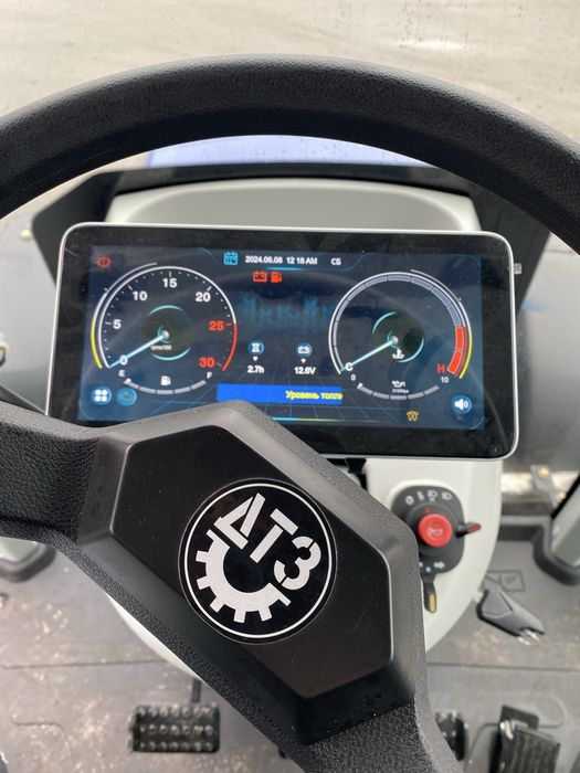 Трактор колісний ДТЗ-504 BKKU