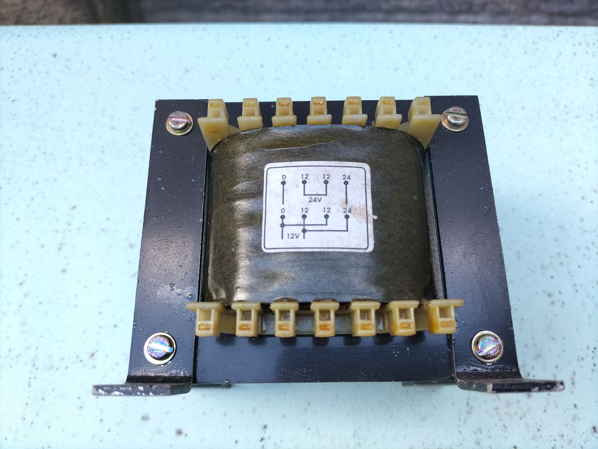 Transformador 200 W