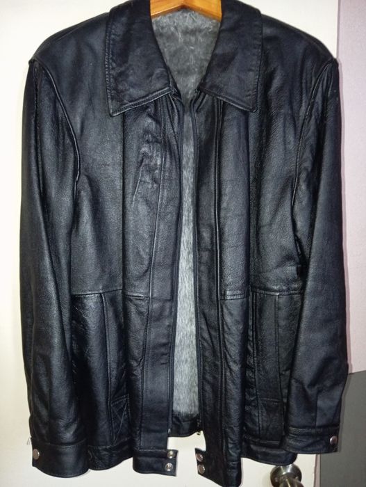 Шкіряна чоловіча куртка