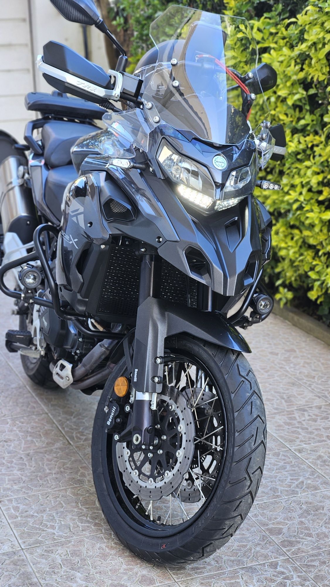 Benelli TRK 502X