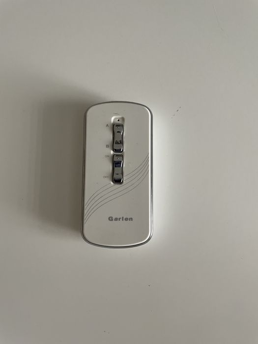 Люстра з пультуправлінням