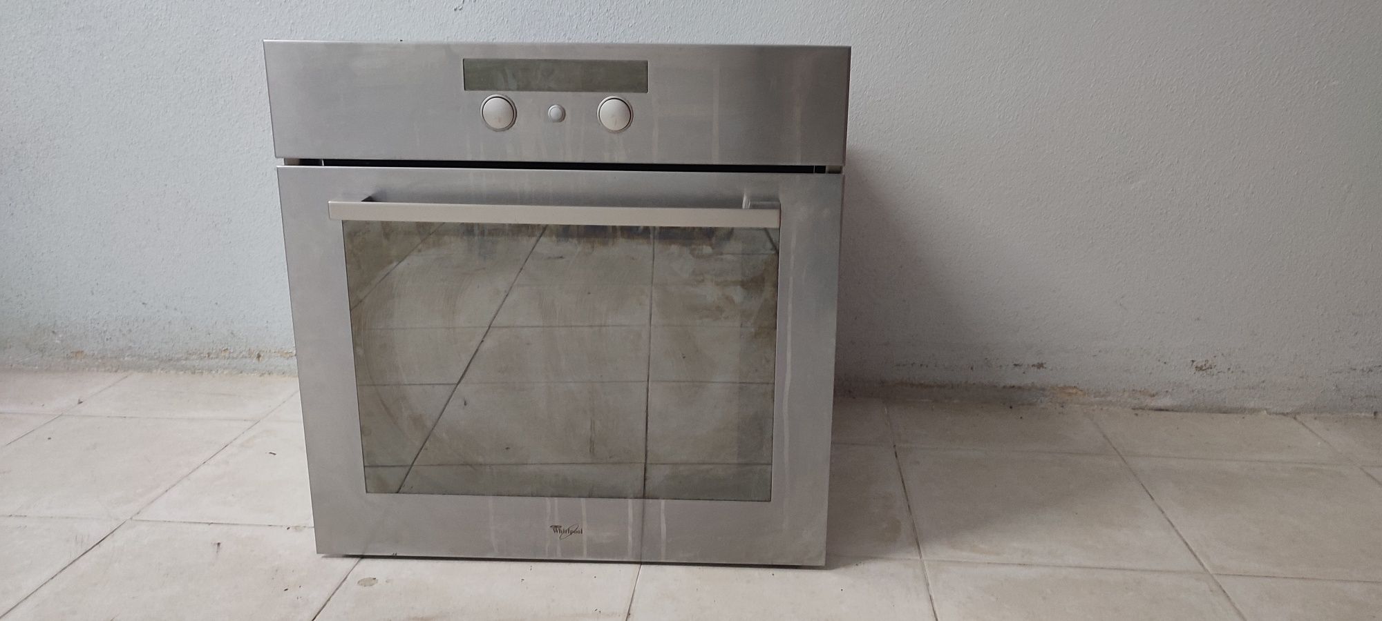 Forno de encastre para peças