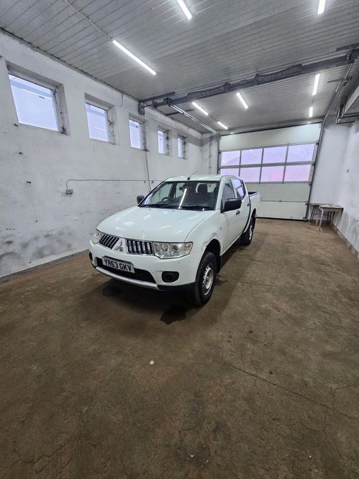 Mitsubishi L200 Mitsubishi L200 PICK-UP