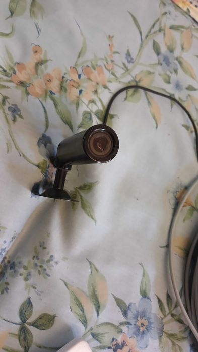 камери відеонагляду вуличні нічні кольорове зображення