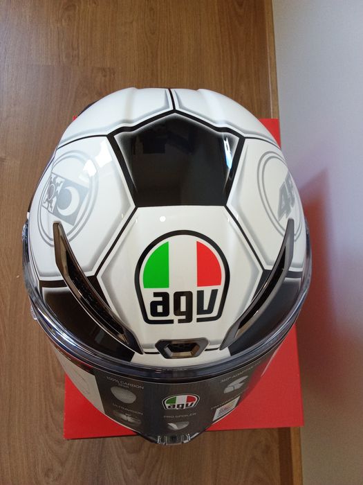 AGV PISTA GP RR edição limitada VR 46 carbono