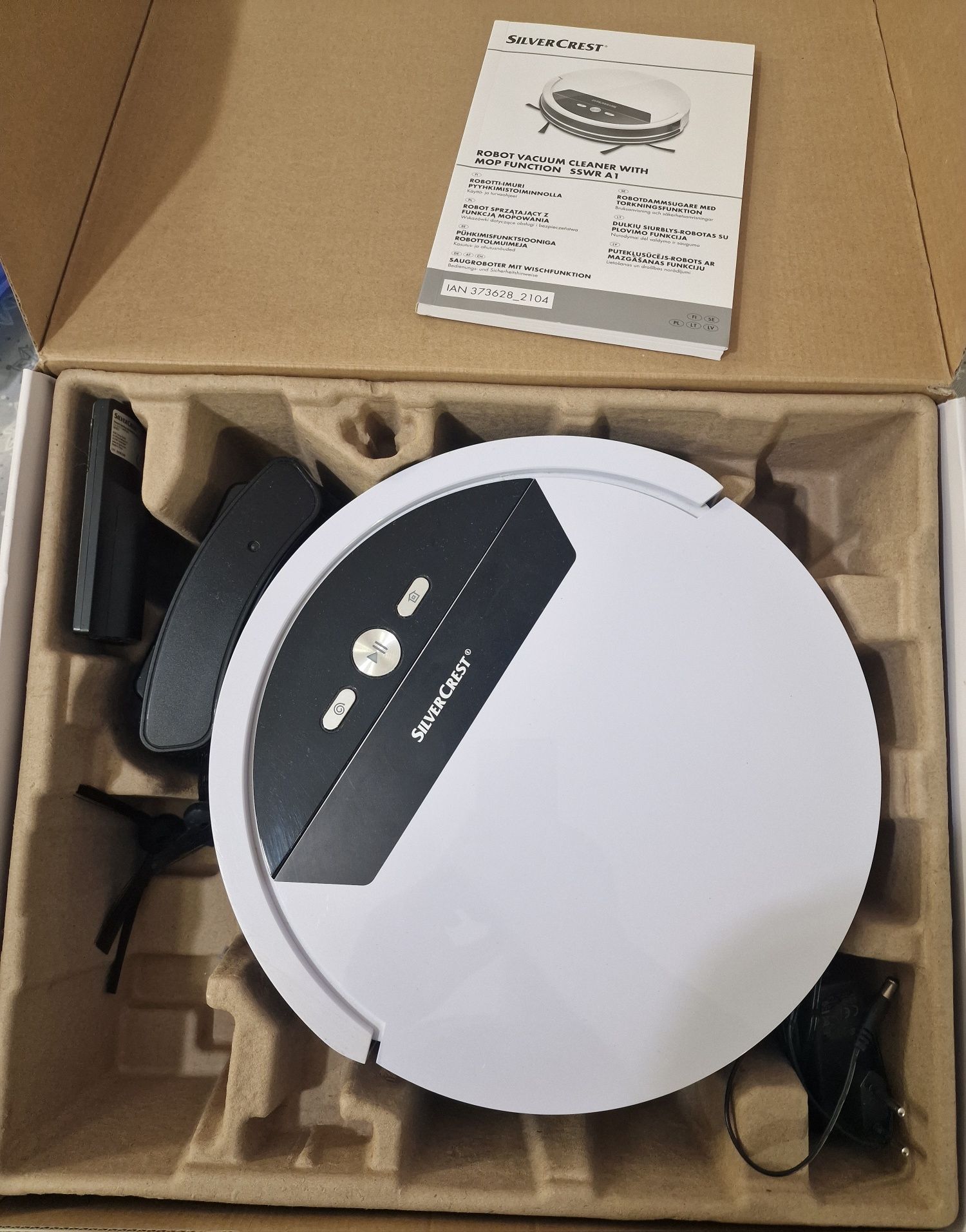 SILVERCREST Robot sprzątający z funkcją mopowania SSWR A1