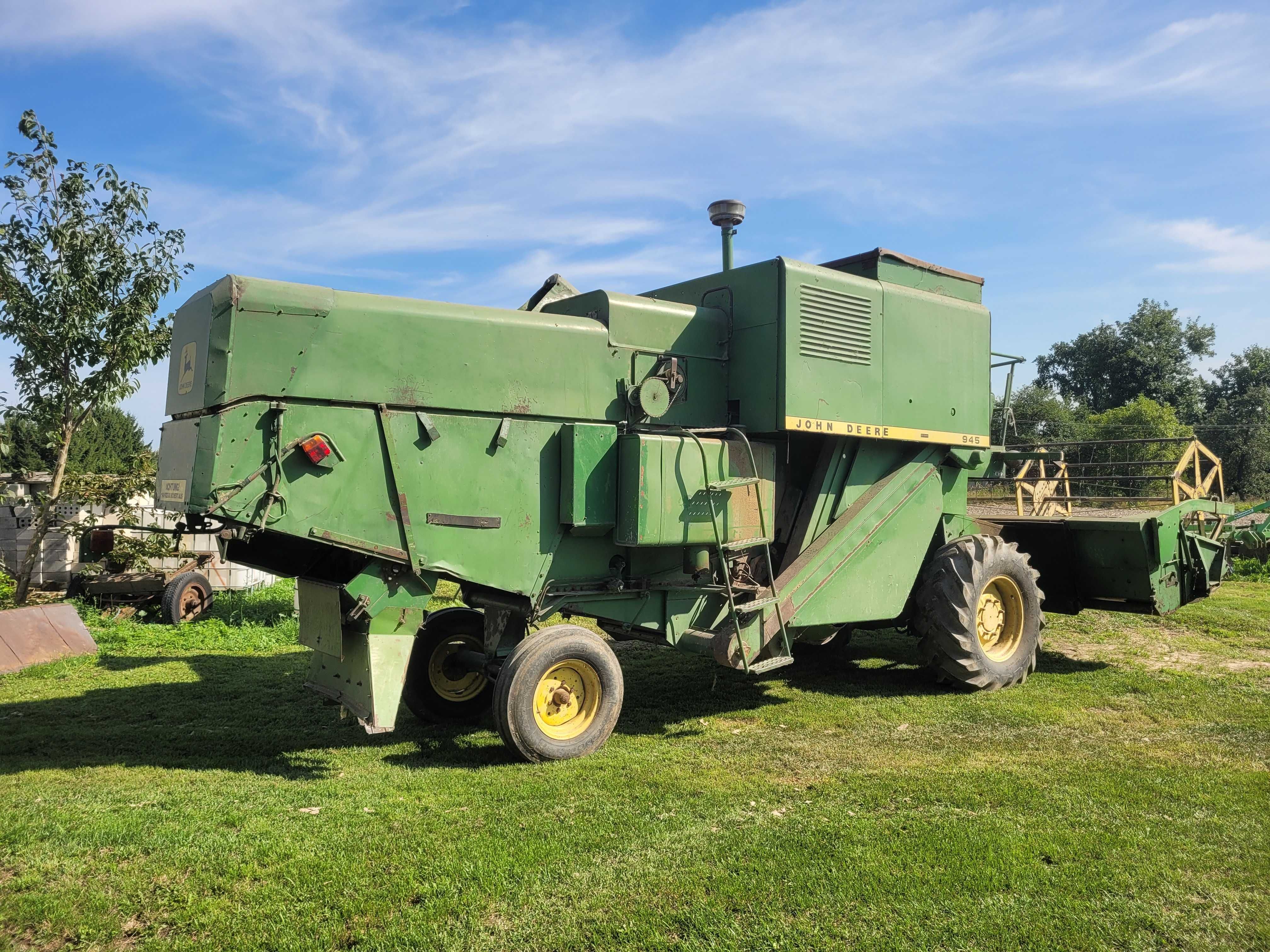 Kombajn John Deere 945