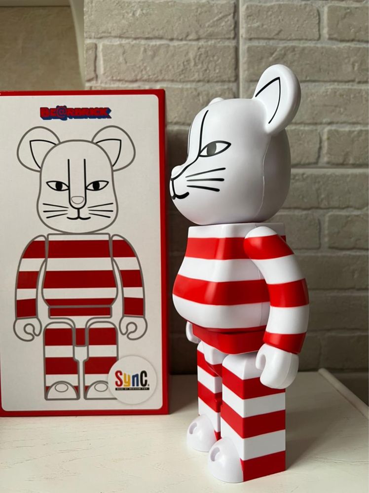 Lisa Larson x Medicom Toy 400% Bearbrick Collection180 Оригинал