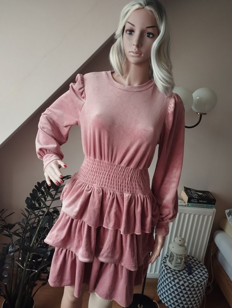 Śliczna welurowa wygodna sukienka L-XXL