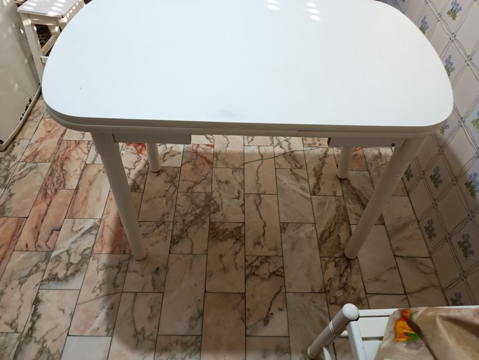 mesa de cozinha 101cm estencivel 161cm