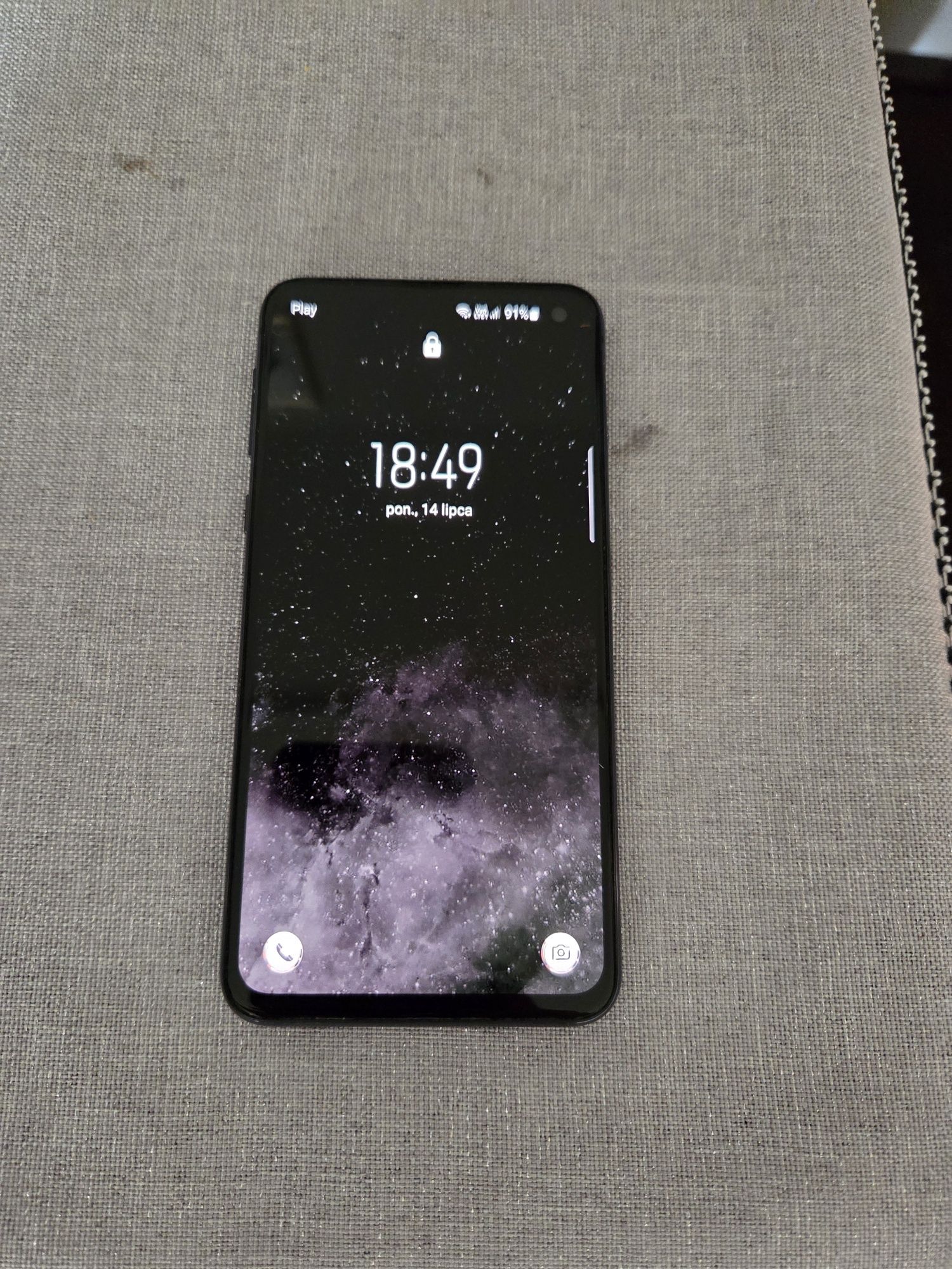 Samsung galaxy s 10 e