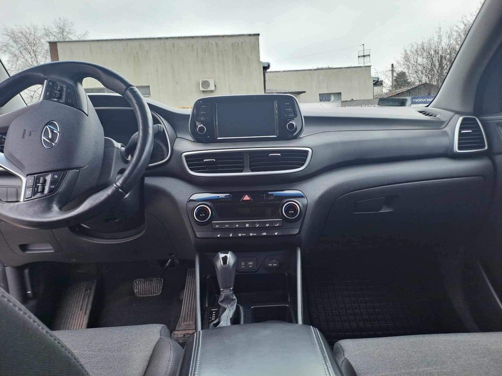 Hyundai Tucson salon Polska