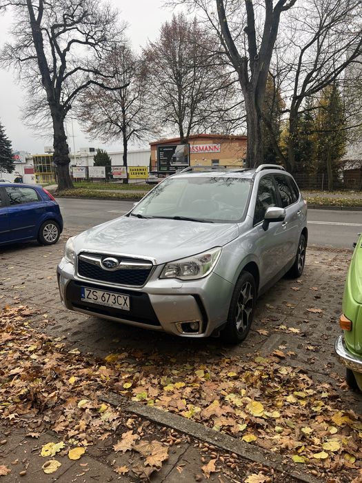 Subaru Forester XT Platinum 2.0t 241km Salon Polska