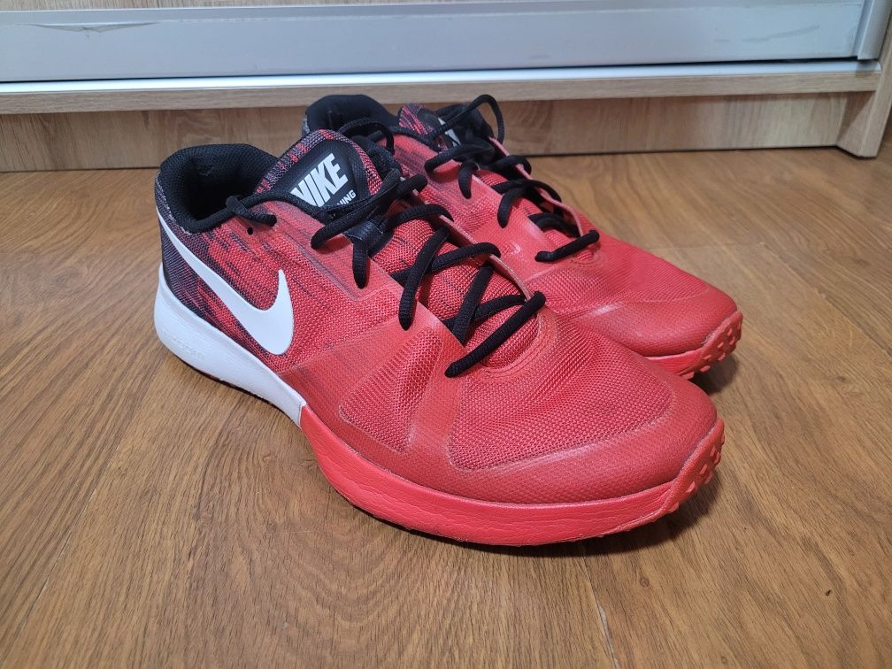 Топ оригінал Nike Training 45р (29см)