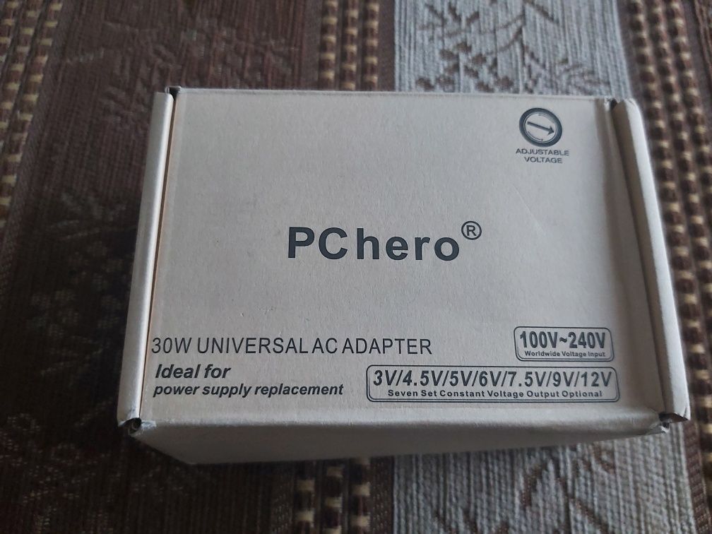 PC HERO uniwersalny adapter,ładowarka 30W