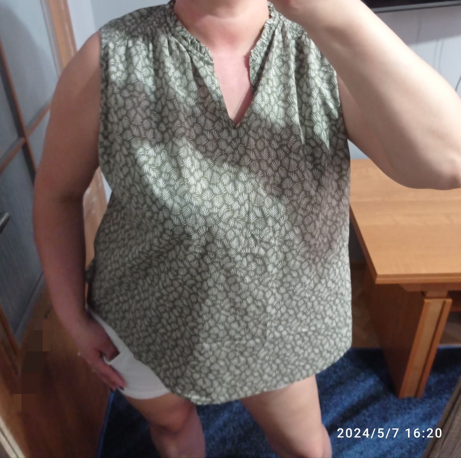 Bluzka 48 4xl 20 top koszulka bez rękawów lato Betty Barclay