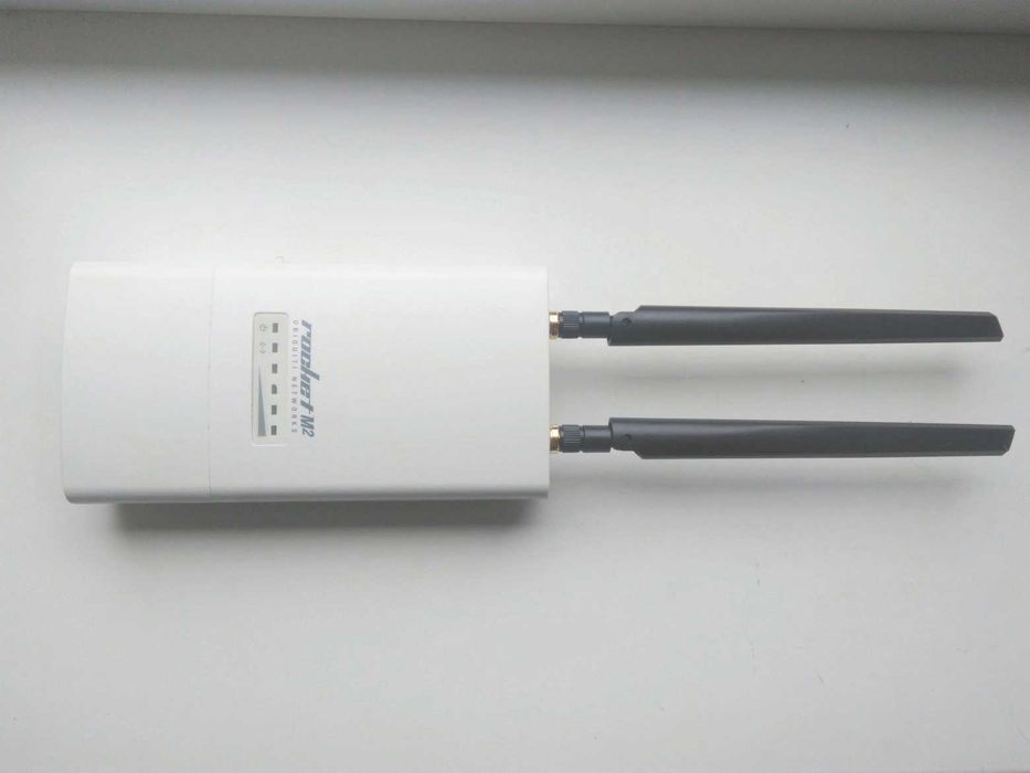 Наружная точка доступа(WIFI-антенна) 2.4Ггц Ubiquiti Rocket M2 + POE