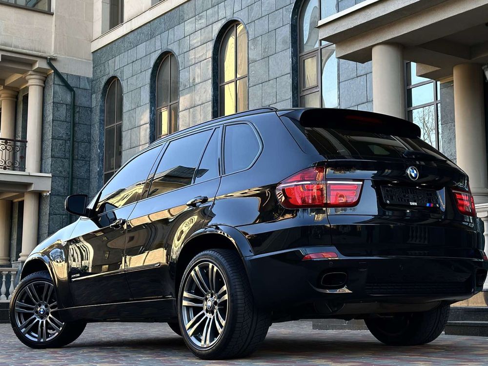 Продам машину BMW  X5