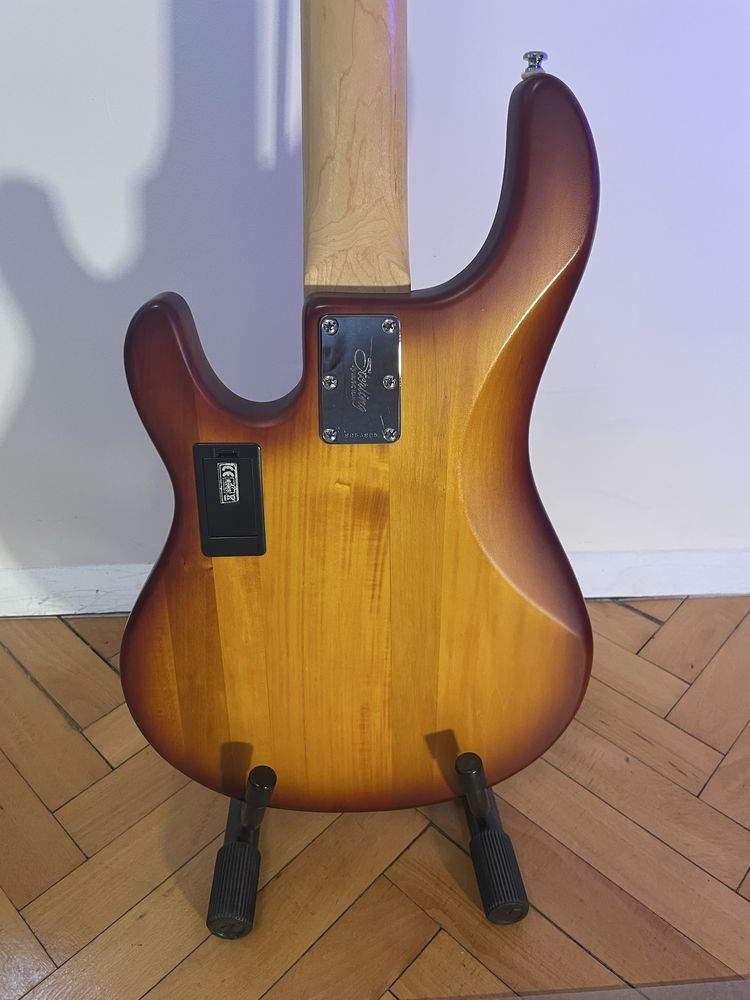 Sterling SUB RAY 5 Gitara Basowa