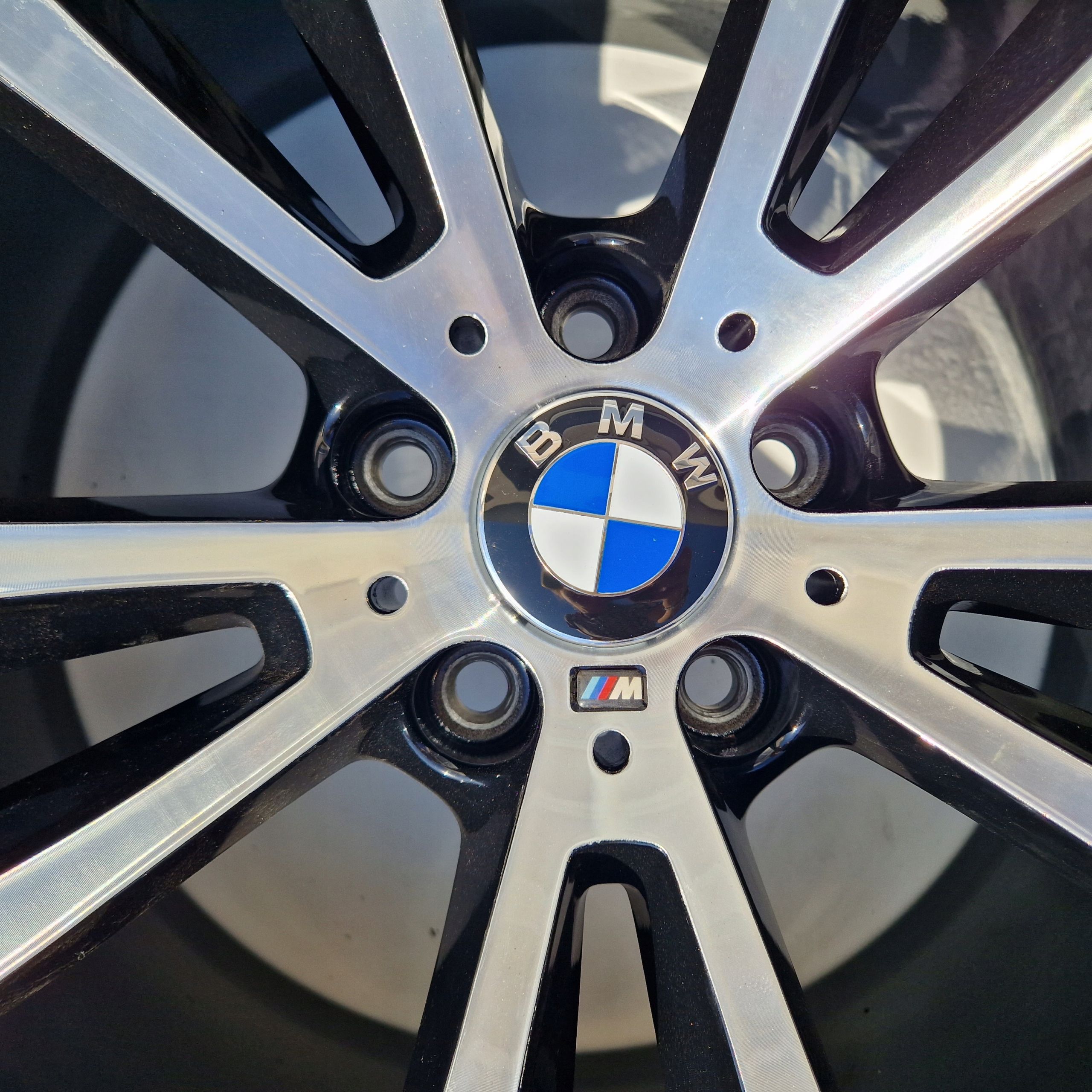 BMW X5 F15 E70 X6 F16 E71 wz 469 m 5x120 jak Nowe 20'' IS40 IS37 4X