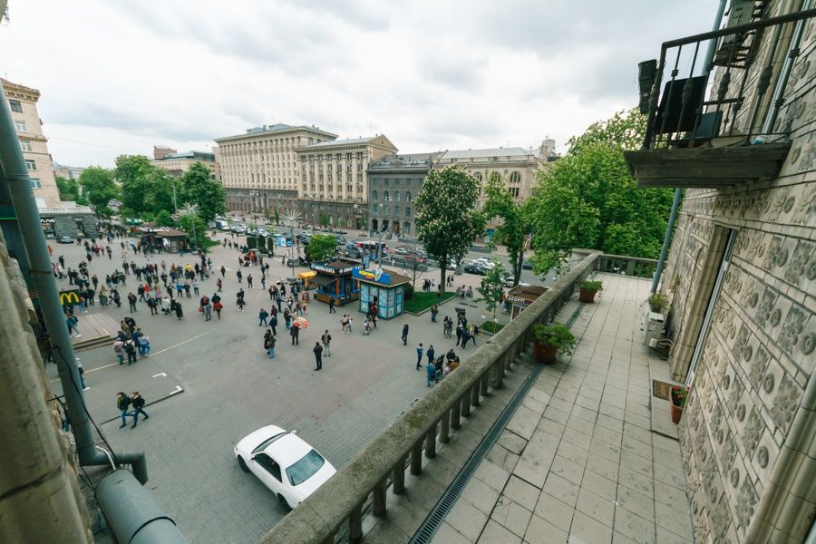 Подобово 2к апартаменти, Хрещатик, 17.  м. Хрещатик