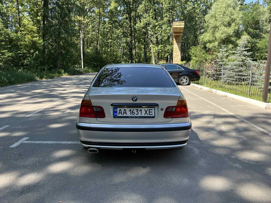 BMW 3 E46в дуже гарному стані