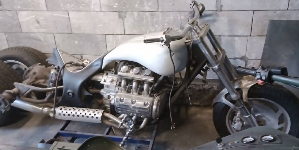 TRAJKA , TRIKE na bazie Honda gl1500 do dokończenia.
