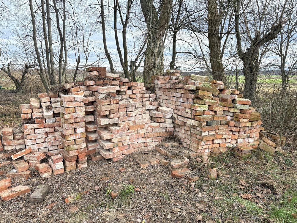Niemiecka cegla czerwona pelna z odzysku rozbiorkowa