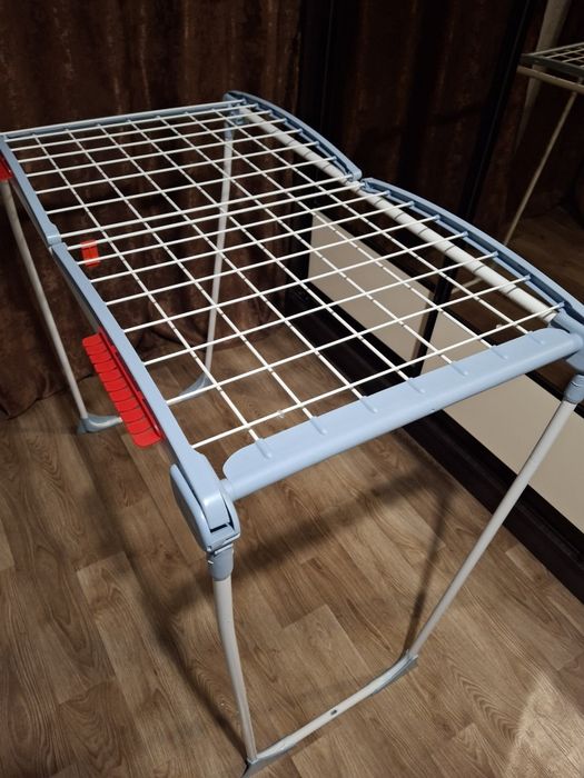 Продам сушку для одягу. Нова