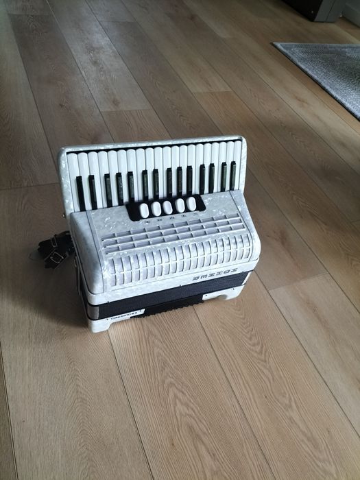Akordeon Hohner CONCERTO III S 72 basy,3 chóry,,po prostu ,jak NÓWKA!