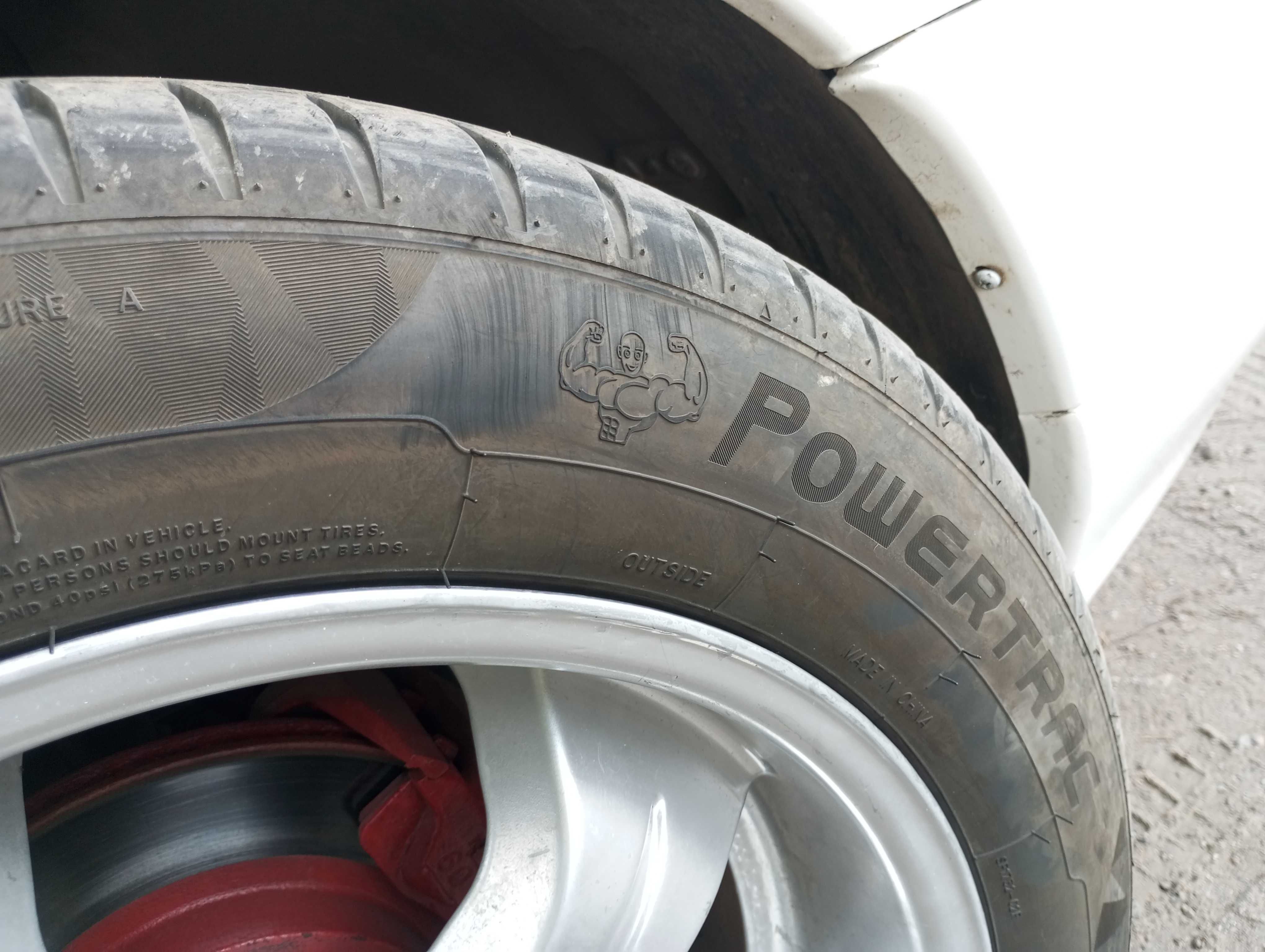 Продам Chrysler Vision 3,5 V6 24 valve 214 л.с. 1997 г.в. 2700 у.е.